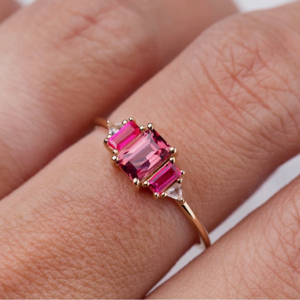 14k Gold Rhodolite Garnet and Topaz Cascading Love Ring size 6
